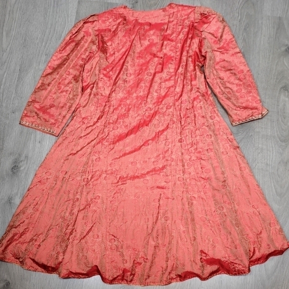 80s vintage jacquard silk Rose Gold metallic long sleeve flared midcalf dress - Picture 2 of 3
